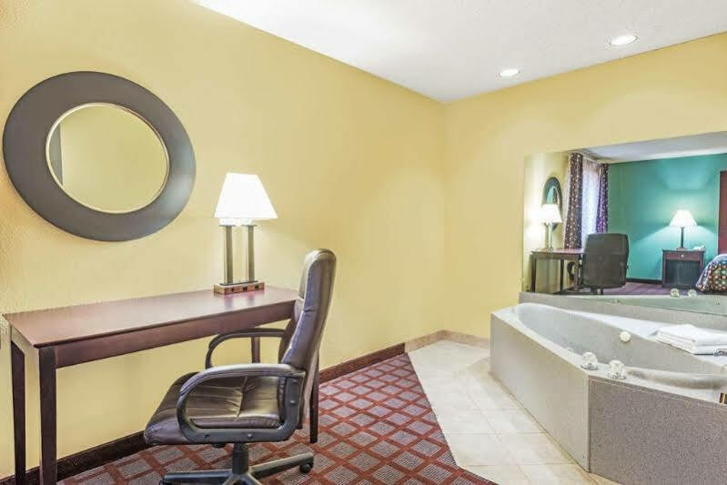 Surestay Plus Hotel By Best Western Kearney Eksteriør bilde